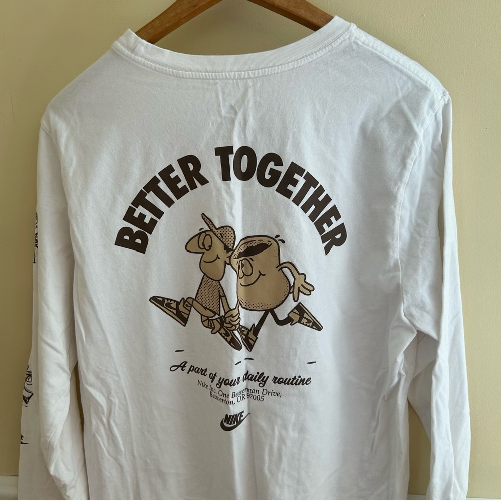 Nike Long Sleeve Graphic Top - Picture 6 of 7